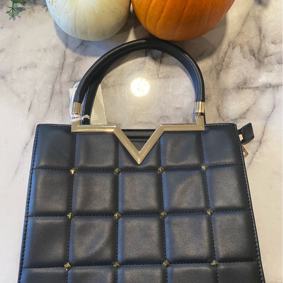 Alyssa Vegan Handbag - Picture 2 of 9